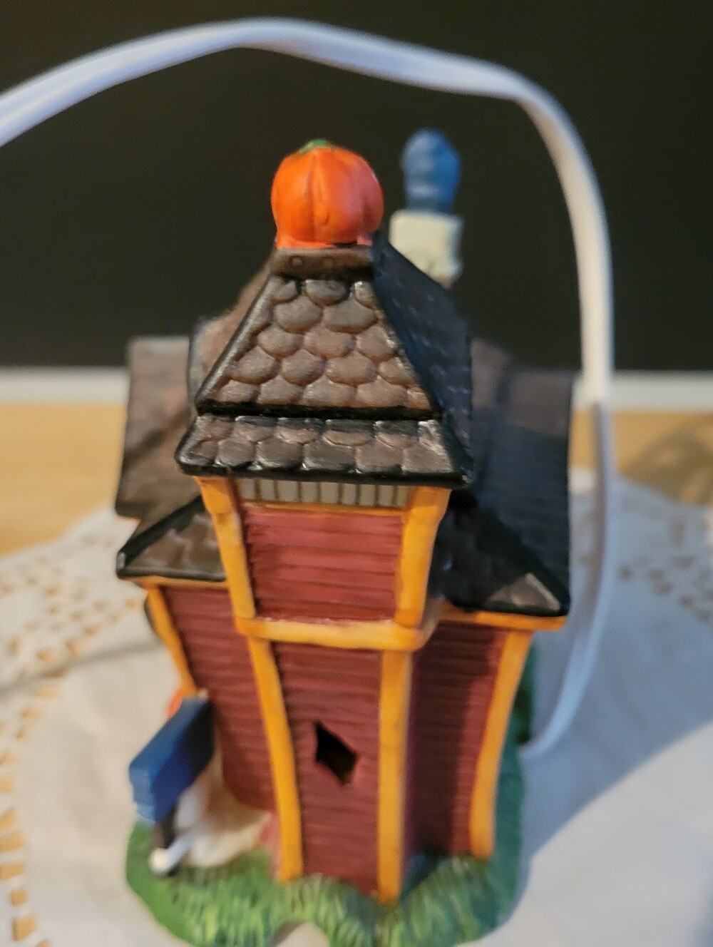 Unbranded Light-Up Halloween House Ghosts 4" Tested - Picture 5 of 7